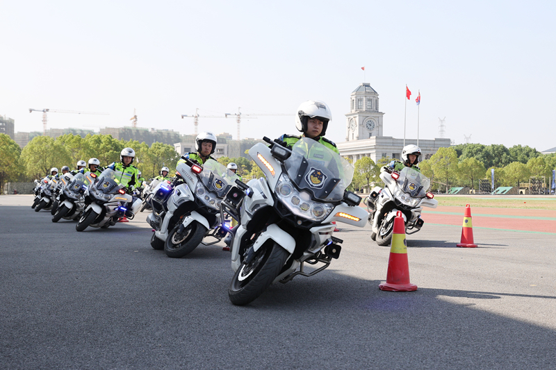 武漢公安強(qiáng)化實(shí)戰(zhàn)提能錘煉全警過硬本領(lǐng)