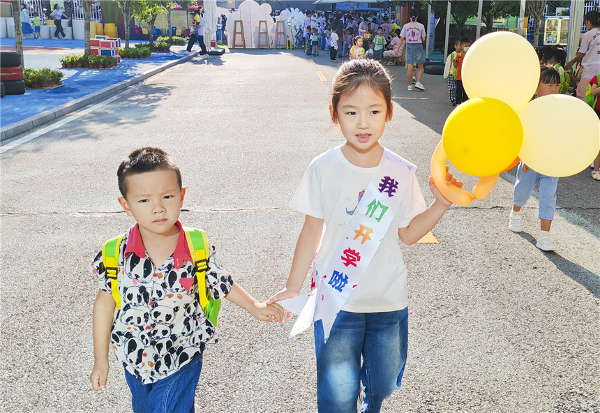 區(qū)直幼兒園。黃軒攝。