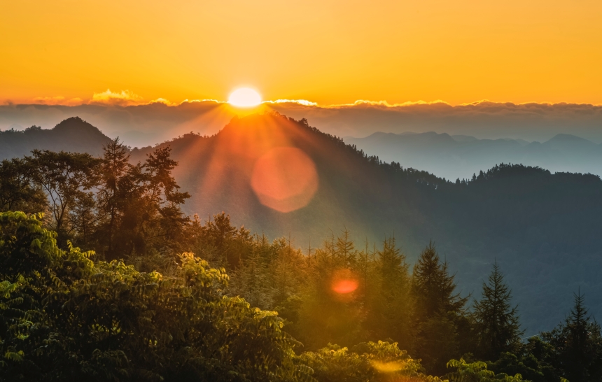 橫崗山日出。武穴市攝影家協(xié)會(huì)供圖