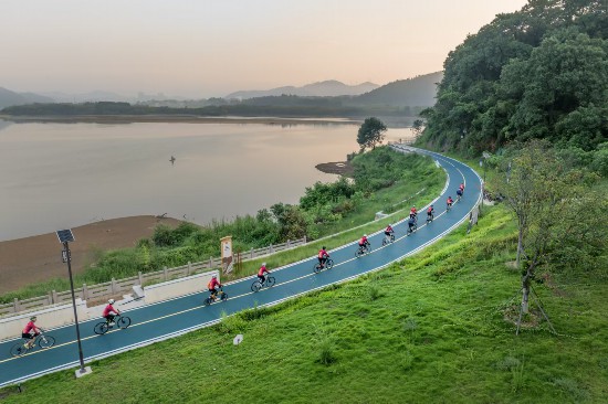 武夷山國家公園1號(hào)風(fēng)景道（南平崇陽溪段）。吳大灼 攝